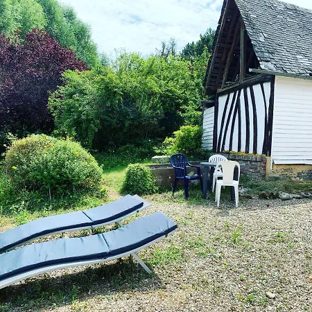 Idylle Au Bord De L'eau Grandcourt (Seine-Maritime)
